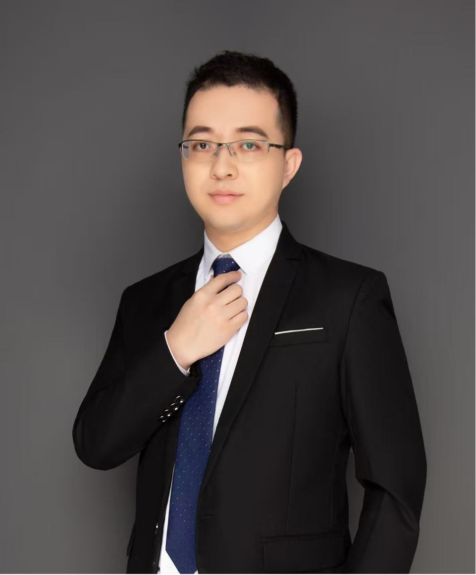 九维光子-何强(1).png